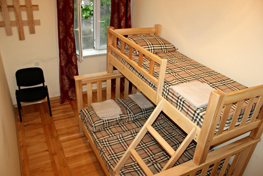 Hostel Bude Kutaissi Zimmer foto